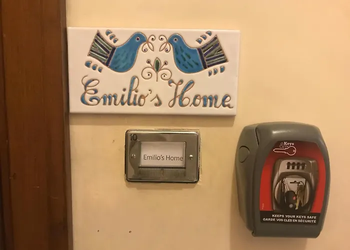 Casa de hóspedes Triple In Our Cozy And Comfortable Establishment Roma